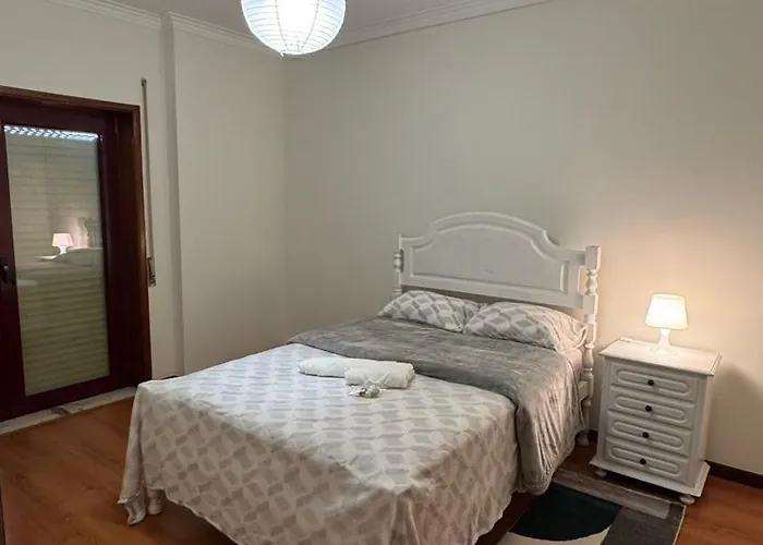 Casa Bela Fonte 홈스테이 브라가